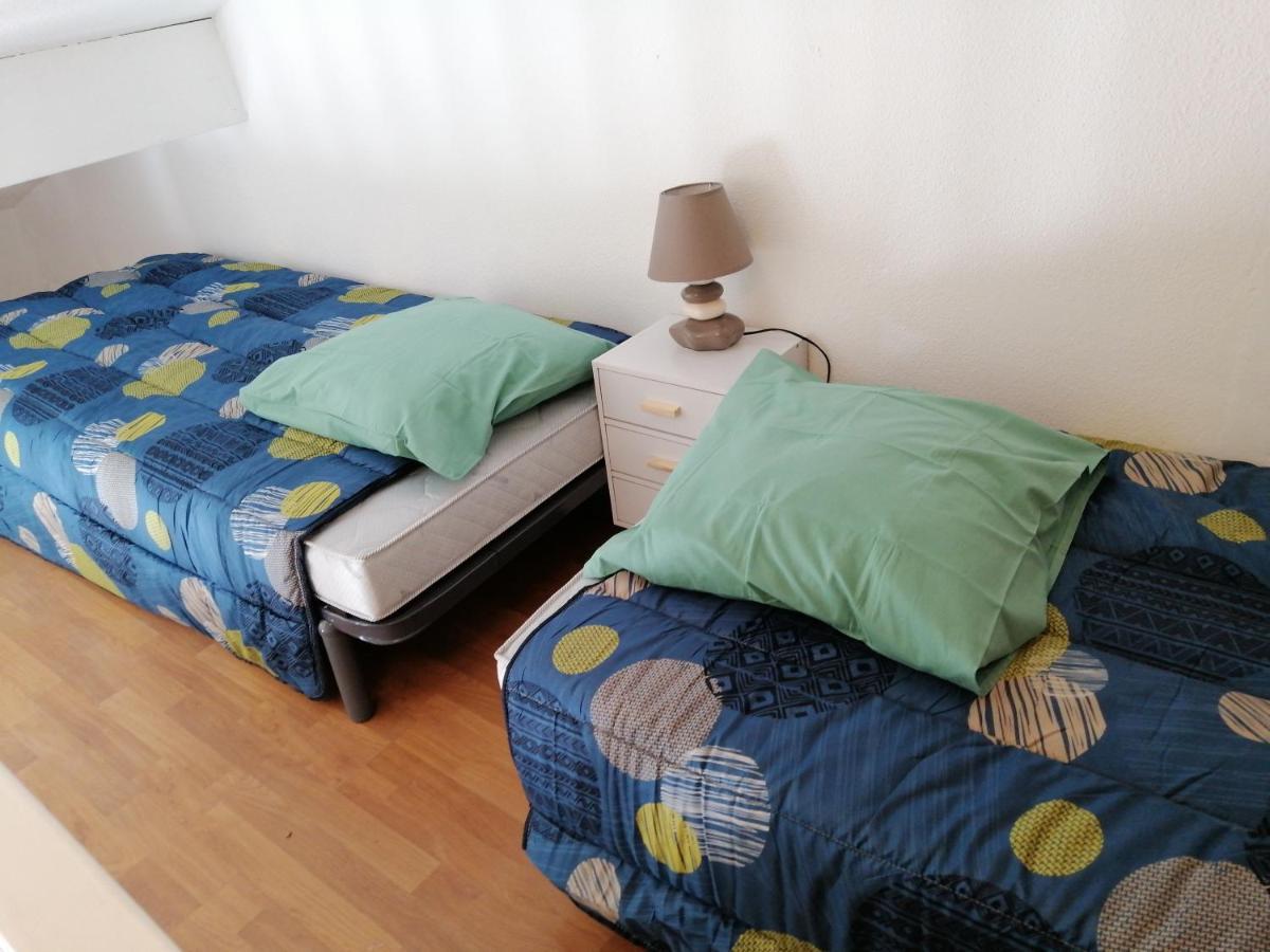 Forcalqueiret Sous Le Soleil De Provence Petite Maison Au Calme Et Tres Bien Equipee De 40M2 Avec Wifi -Jardin Prive-La Piscine Est Commune A La Residence Et Ouverte Du 1Er Mai Au 30 Septembre De 09H A 21H,En Juillet Et Aout Reservation Uniquement Du Samedi Au Sam מראה חיצוני תמונה